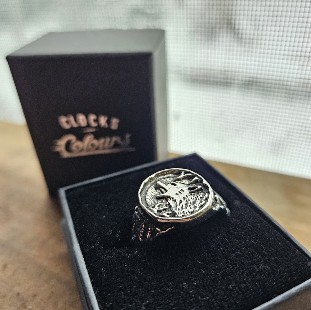 Clocks and Colours Howl ring size 13